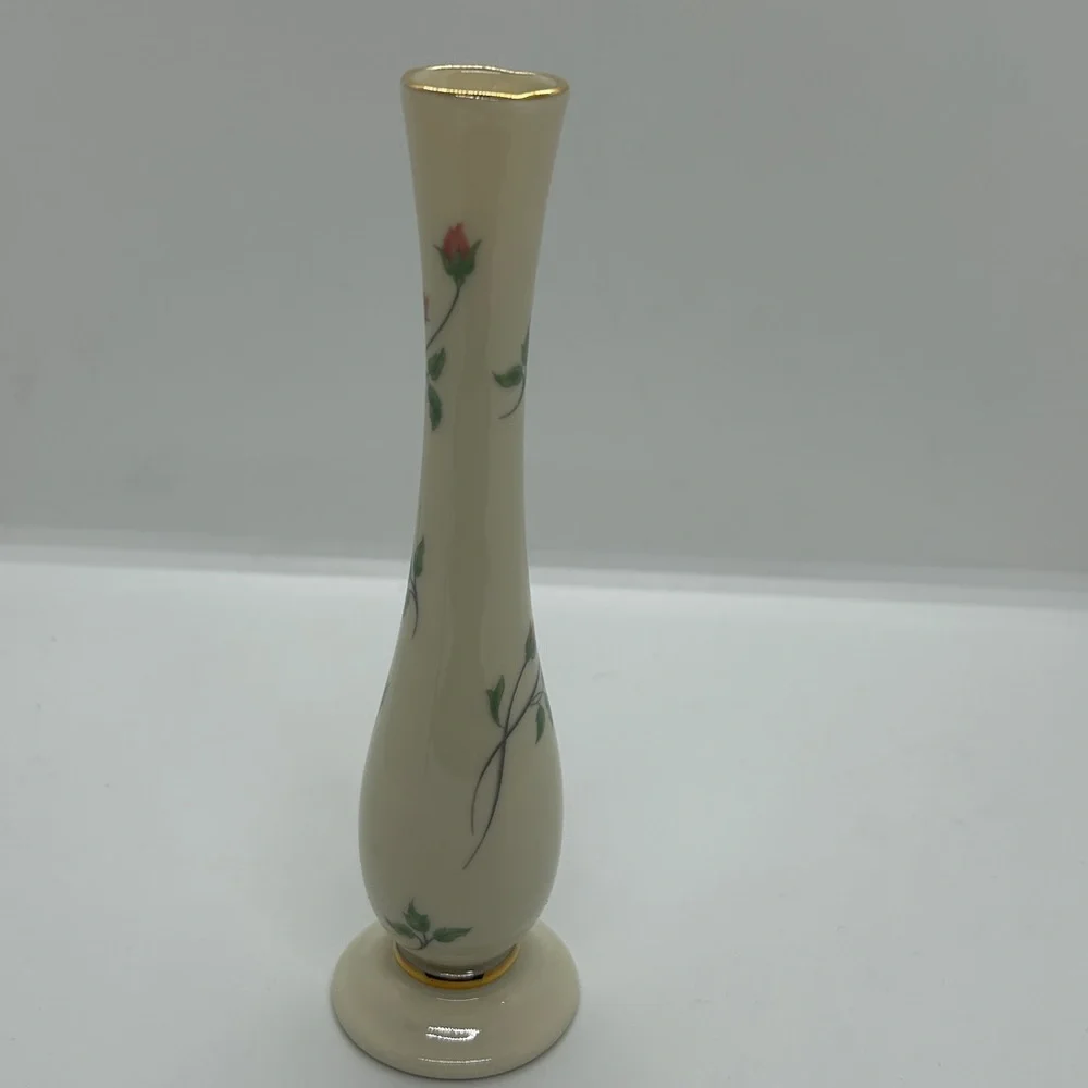 Elegant Cream Lenox Rose Manor Bud Flower Vase Made In The USA 7.5 x 2 Inch. - Picture 4 of 8